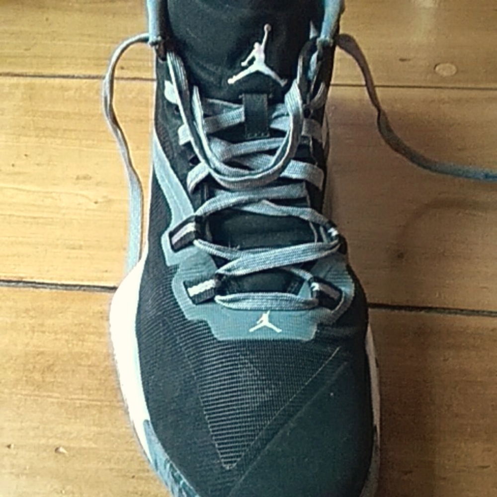 Jordan shoes. - Picture 6 of 6